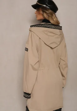 Ciemnobeżowa Kurtka Parka z Kapturem i Ściągaczem w Talii Ozdobiona Geometrycznym Wzorem Raliti