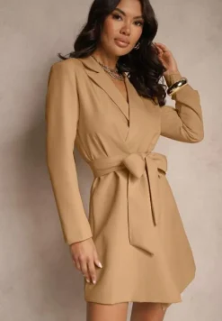 Ciemnobeżowa Sukienka o Kroju Marynarki z Usztywnioną Linią Ramion Wiązana w Talii Equintina