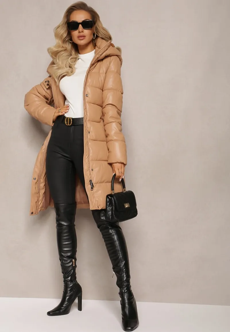 Ciemnobeżowa Wiskozowa Kurtka z Imitacji Skóry z Ozdobnym Pikowaniem z Paskiem i Kapturem Gersja