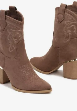 Ciemnobeżowe Ażurowe Botki na Słupku w Kowbojskim Stylu Mevith