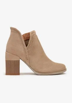 Ciemnobeżowe Ażurowe Botki na Słupku Neveli