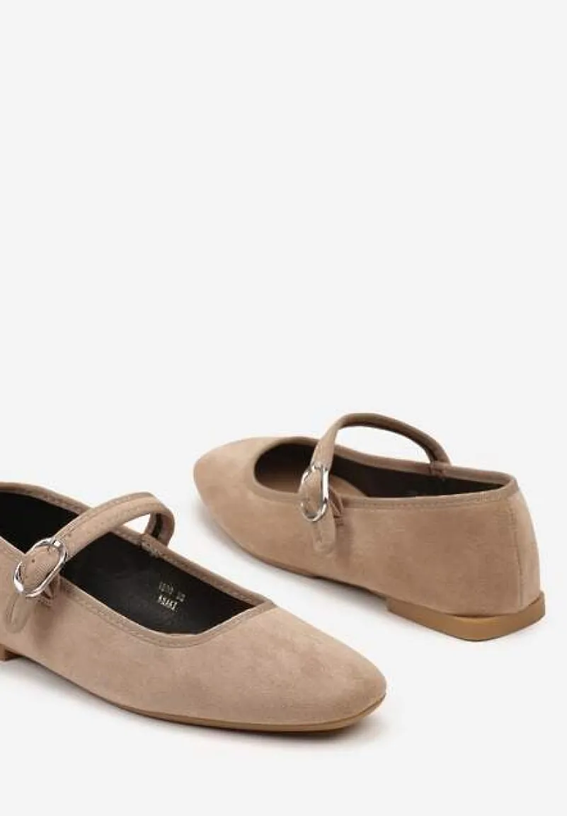 Ciemnobeżowe Balerinki na Płaskiej Podeszwie Wykończone Paskiem Benassa