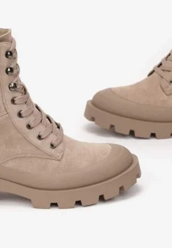 Ciemnobeżowe Botki Jadirel