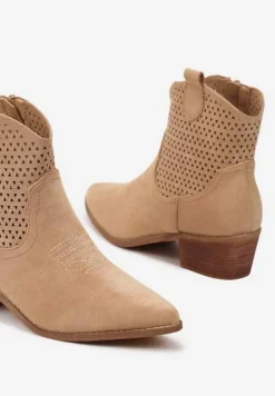 Ciemnobeżowe Botki Kowbojki Vices na Słupku z Ażurową Cholewką Elfedi