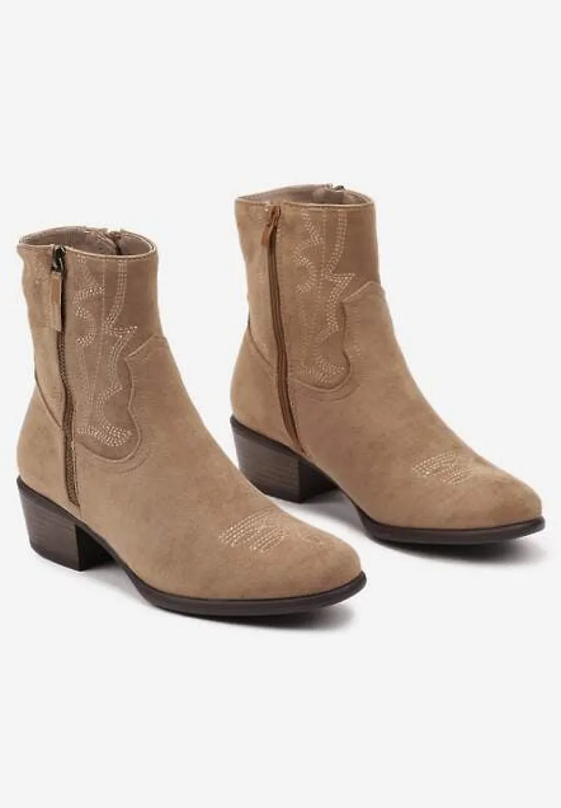 Ciemnobeżowe Botki Kowbojki z Delikatnym Haftem na Słupku Malwida