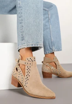 Ciemnobeżowe Botki Kowbojki na Słupku Ozdobione Nitami i Wycięciem Eleawena