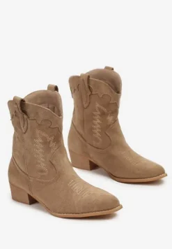 Ciemnobeżowe Botki Kowbojki z Cholewką za Kostkę z Ekoskóry z Przeszyciami Pianse