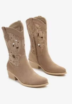 Ciemnobeżowe Botki na Obcasie Typu Kowbojki z Cholewką Zdobioną Ażurowymi Wycięciami Felithiel