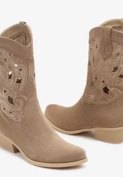 Ciemnobeżowe Botki na Obcasie Typu Kowbojki z Cholewką Zdobioną Ażurowymi Wycięciami Felithiel