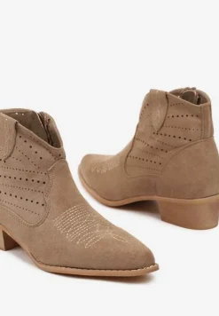 Ciemnobeżowe Botki na Stożku w Stylu Kowbojek z Ażurową Cholewką Fonarela