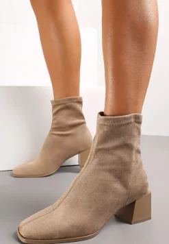 Ciemnobeżowe Botki na Słupku z Kwadratowym Noskiem Jozelinetta