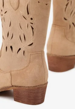 Ciemnobeżowe Botki Vices na Słupku Kowbojki z Ażurową Cholewką Rivori
