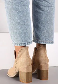 Ciemnobeżowe Botki Wykończone Wycięciem i Przeszyciami Terilisa