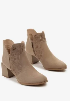 Ciemnobeżowe Botki z Ażurową Cholewką ze Skórzaną Wkładką i Noskiem w Szpic Voilaria