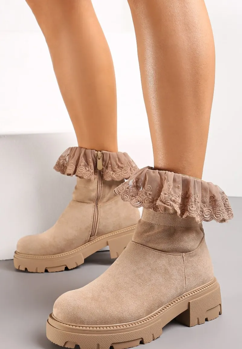 Ciemnobeżowe Botki z Haftowaną Koronką Evoria