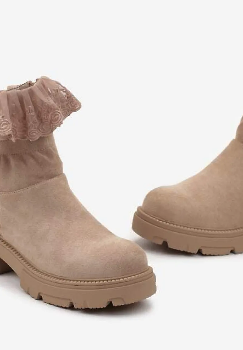 Ciemnobeżowe Botki z Haftowaną Koronką Evoria