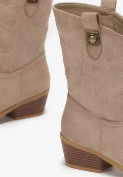 Ciemnobeżowe Botki z Imitacji Zamszu na Płaskim Obcasie z Haftowaniem Davonia