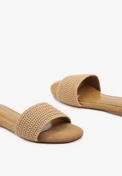 Ciemnobeżowe Casualowe Klapki na Płaskiej Podeszwie z Paskiem w Stylu Boho Moonvelia
