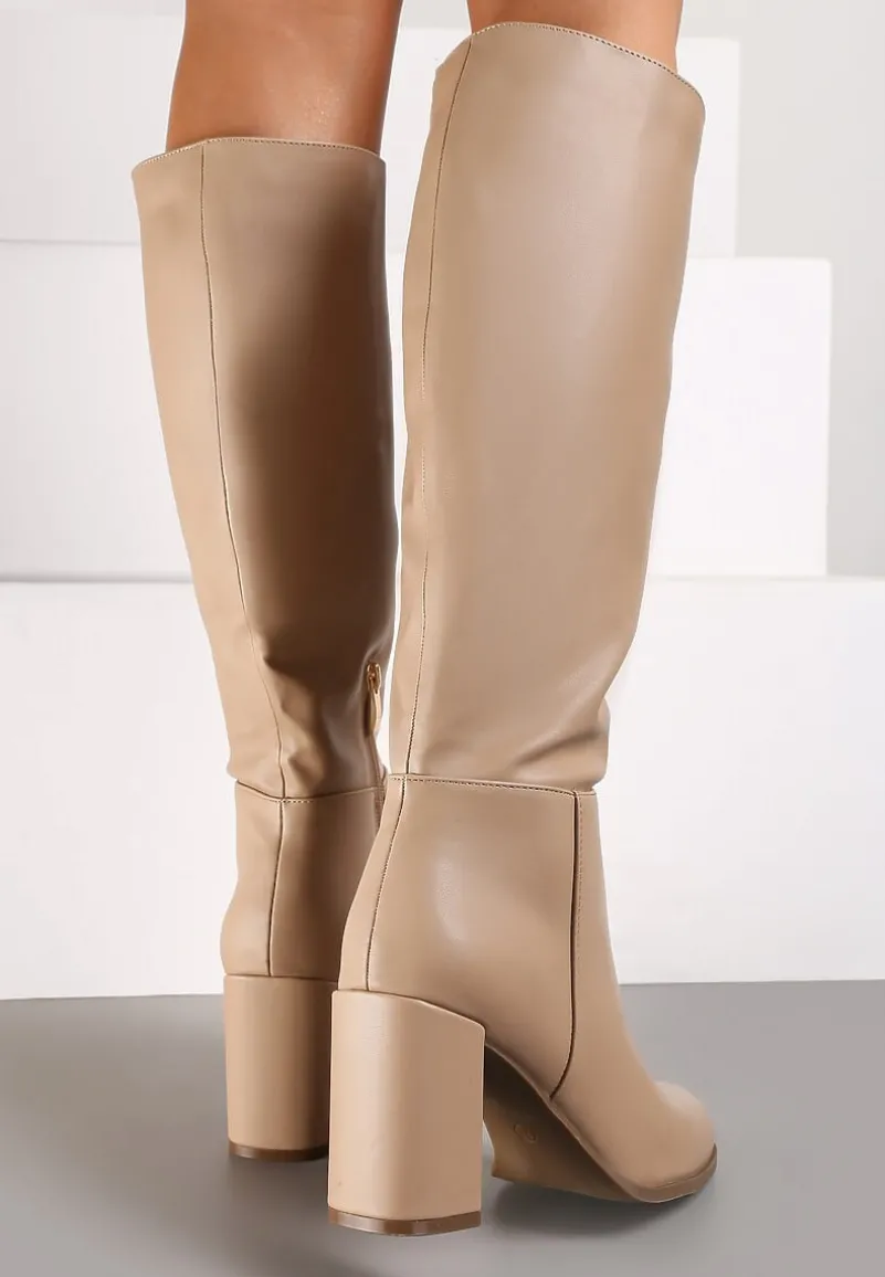 Ciemnobeżowe Casualowe Kozaki na Słupku Zindelina