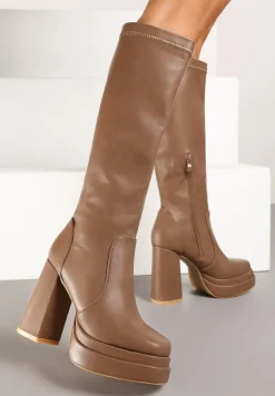 Ciemnobeżowe Casualowe Kozaki na Słupku i Platformie z Dopasowaną Cholewką Leanirael