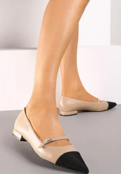 Ciemnobeżowe Czółenka na Płaskiej Podeszwie Wykończone Ozdobnym Paskiem Naviona