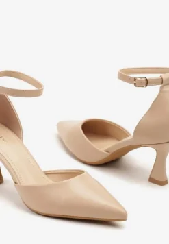 Ciemnobeżowe Czółenka Vices na Klepsydrze z Noskiem w Szpic i Klamerką Nusithia