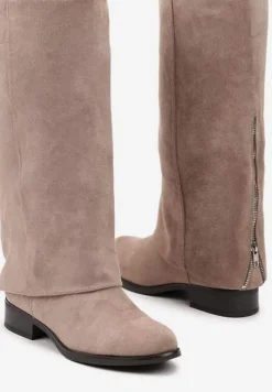 Ciemnobeżowe Ekozamszowe Kozaki na Płaskiej Podeszwie z Cholewką Imitującą Nogawkę Realeira