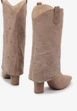 Ciemnobeżowe Ekozamszowe Kozaki na Słupku z Cholewką Imitującą Nogawkę Zdobioną Cyrkoniami Ravanelora