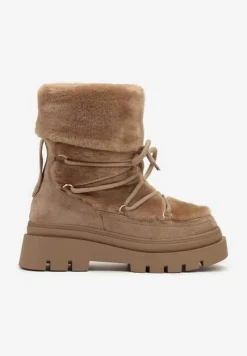 Ciemnobeżowe Futerkowe Śniegowce Sznurowane z Wywiniętą Cholewką i Tłoczoną Podeszwą Sagizelle