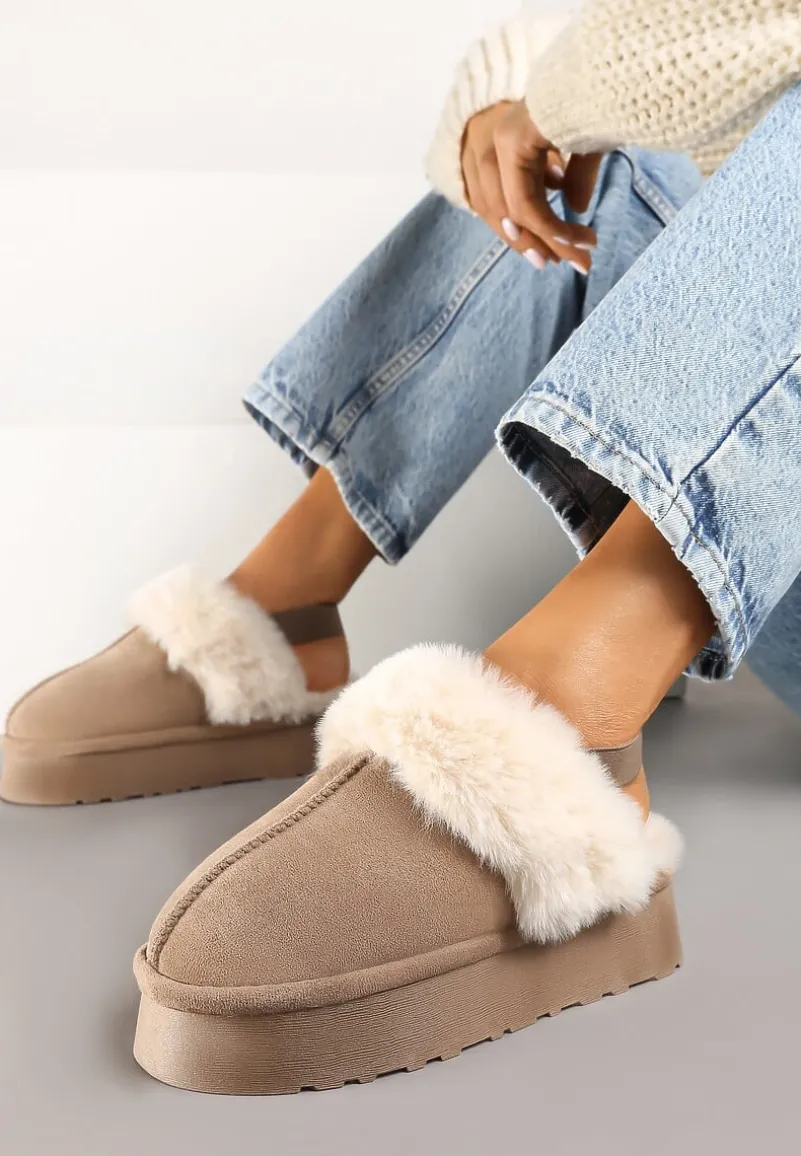 Ciemnobeżowe Kapcie w Stylu Śniegowców z Paskiem i Futerkiem Vortiella