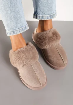 Ciemnobeżowe Kapcie z Ekozamszu z Futrzaną Wyściółką Zoleti
