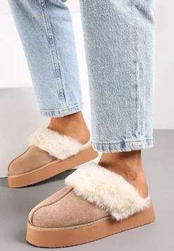 Ciemnobeżowe Kapcie z Imitacji Zamszu na Platformie z Futerkiem i Pionowym Przeszyciem Silvara