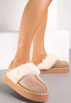 Ciemnobeżowe Kapcie z Imitacji Zamszu na Platformie z Futerkiem i Pionowym Przeszyciem Silvara