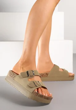 Ciemnobeżowe Klapki na Platformie z Ozdobnymi Klamrami Dolerria