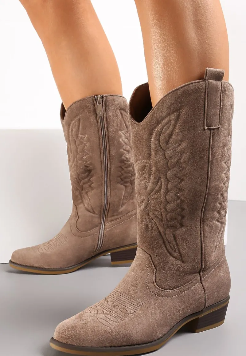 Ciemnobeżowe Kowbojki Botki z Noskiem w Migdał i Przeszyciami Novta
