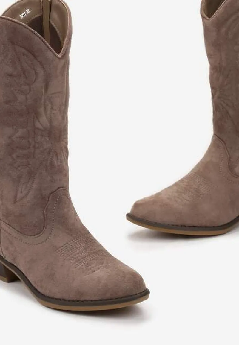 Ciemnobeżowe Kowbojki Botki z Noskiem w Migdał i Przeszyciami Novta