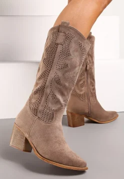 Ciemnobeżowe Kozaki Kowbojki na Słupku z Noskiem w Szpic i Ażurowym Zdobieniem Ranawia