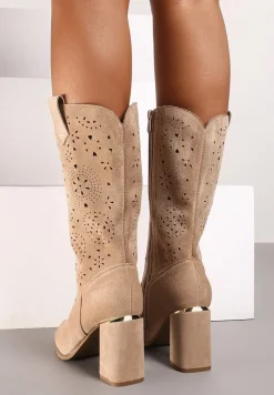 Ciemnobeżowe Kozaki Kowbojki na Słupku z Ażurowym Zdobieniem Navstha