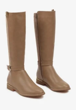 Ciemnobeżowe Kozaki Muszkieterki Ozdobione Paskiem ze Sprzączką Oponcja