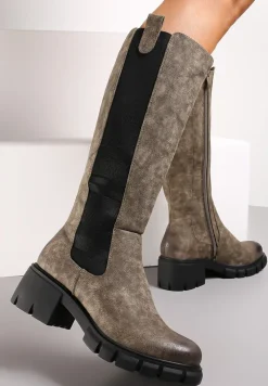 Ciemnobeżowe Kozaki na Grubej Podeszwie przed Kolano z Elastycznym Materiałem na Cholewce Kluzonia