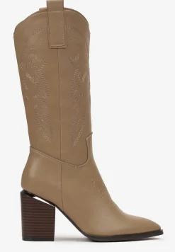 Ciemnobeżowe Kozaki na Obcasie w Stylu Kowbojek z Przeszyciami Puneia