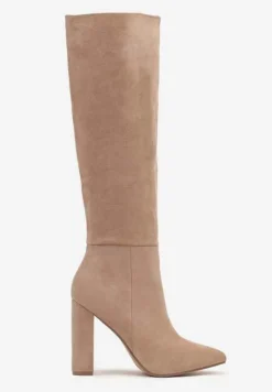 Ciemnobeżowe Kozaki na Obcasie Ozdobione Szpiczastym Noskiem Asintessa