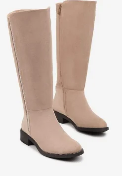 Ciemnobeżowe Kozaki na Płaskiej Podeszwie z Cyrkoniami Belinelle