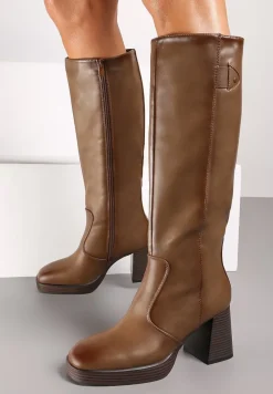 Ciemnobeżowe Kozaki na Platformie i Słupku z Lekkim Ociepleniem Hanissea