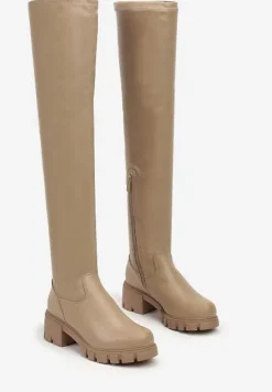 Ciemnobeżowe Kozaki na Platformie z Tłoczeniem i Słupku z Dopasowaną Cholewką Belaritta