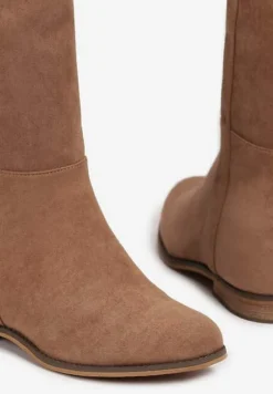 Ciemnobeżowe Kozaki na Ukrytym Koturnie Palvisa