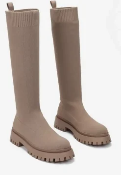 Ciemnobeżowe Kozaki Penthane