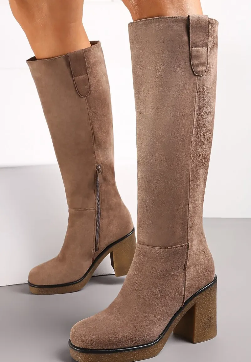 Ciemnobeżowe Kozaki przed Kolano na Słupku Dorepina