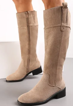 Ciemnobeżowe Kozaki przed Kolano z Ozdobnymi Przeszyciami Bieer