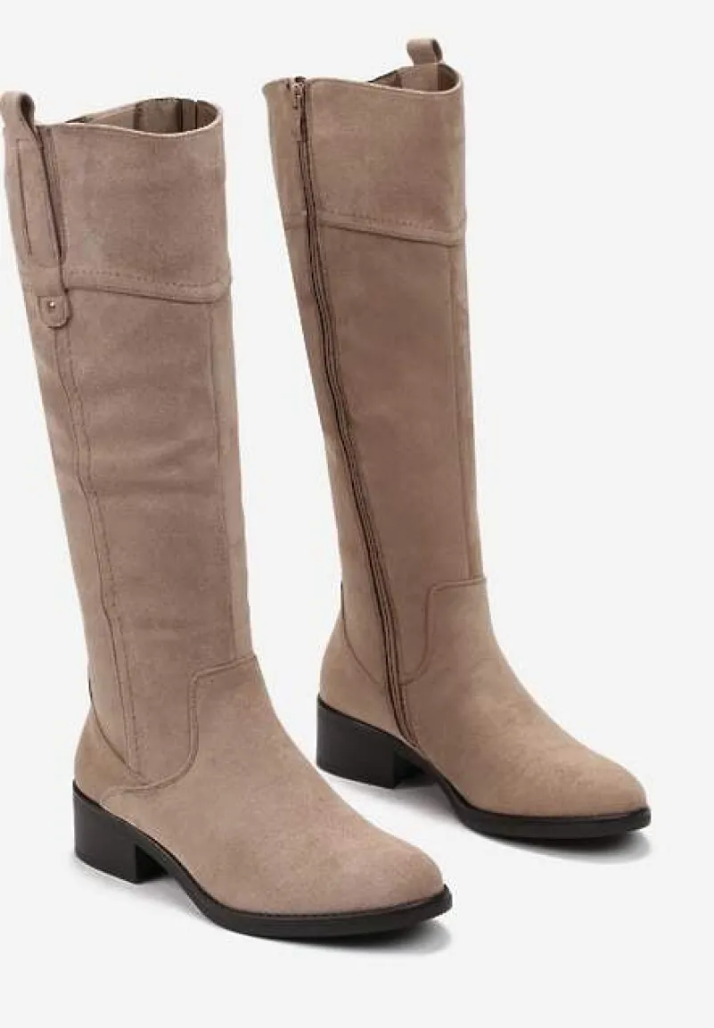 Ciemnobeżowe Kozaki przed Kolano z Ozdobnymi Przeszyciami Bieer